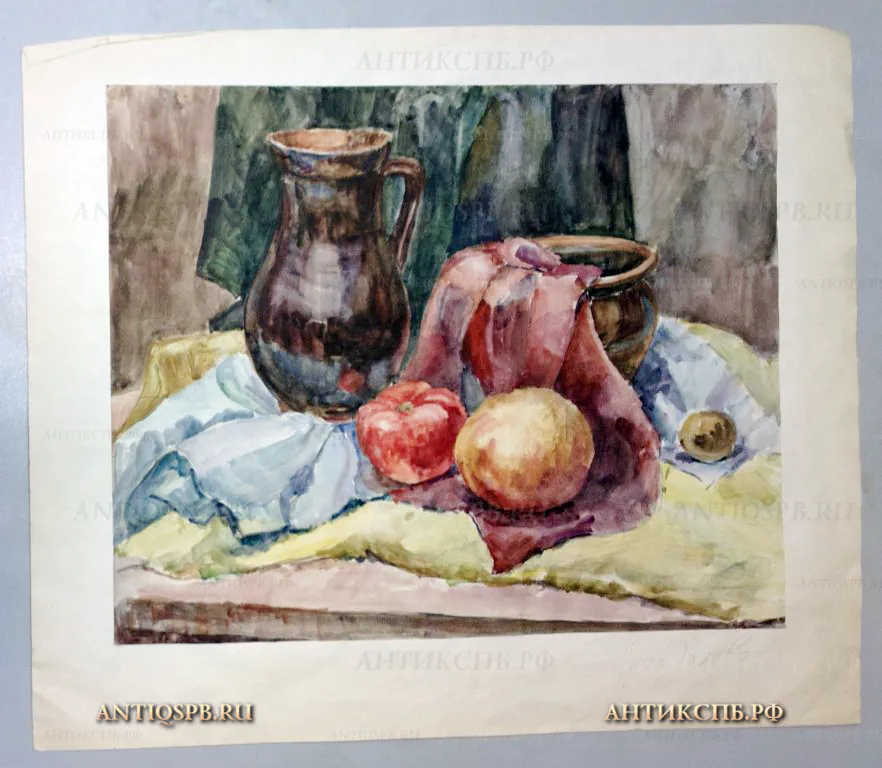 Картина натюрморт "Композиция с кувшинами, фруктами и драпировкой". Бумага, акварель. Художник: Суходолова. Вт. пол. ХХ века. СССР. №19467.4